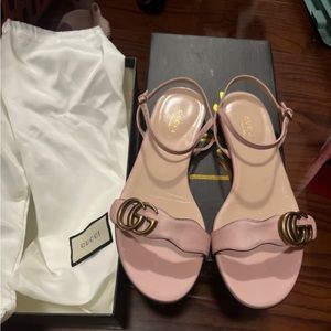 Gucci sandals 7.5